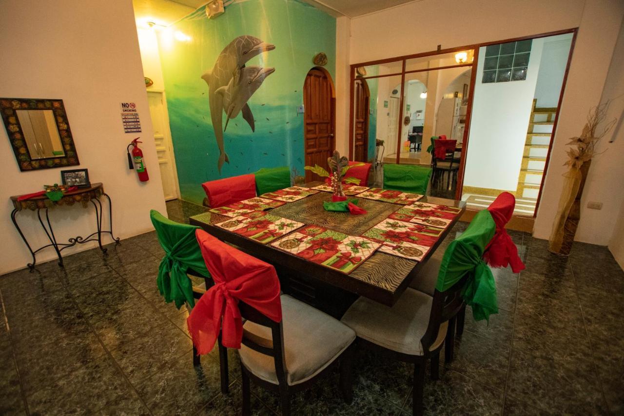 Hostal Gosen بويرتو بكويريزو مورينو المظهر الخارجي الصورة