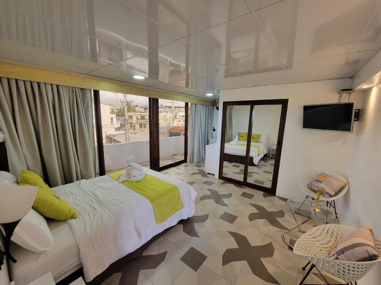 Hostal Gosen بويرتو بكويريزو مورينو المظهر الخارجي الصورة